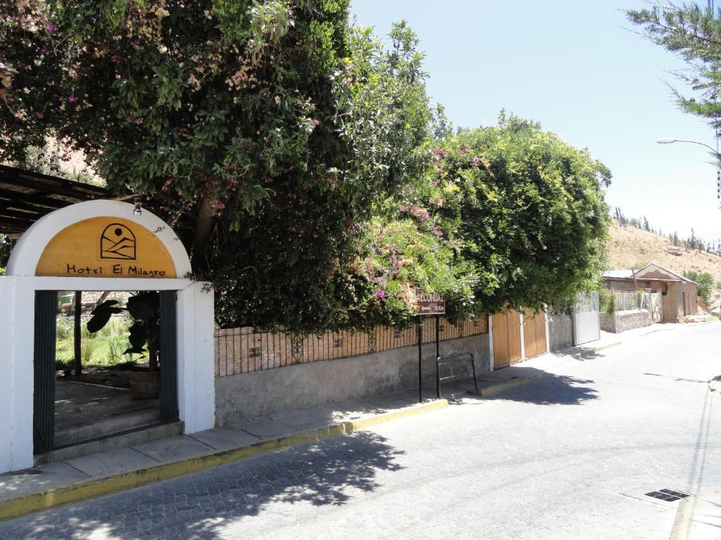 Hotel El Milagro Pisco Elqui Εξωτερικό φωτογραφία